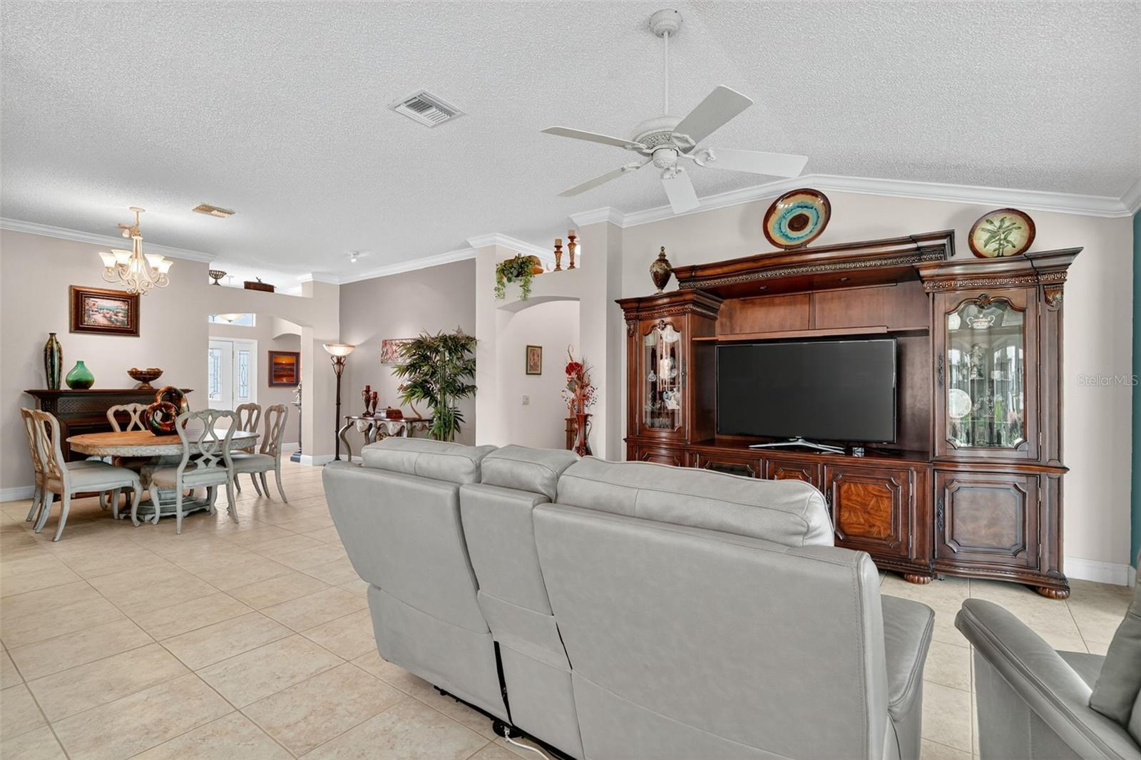 370 BISHOPVILLE LOOP