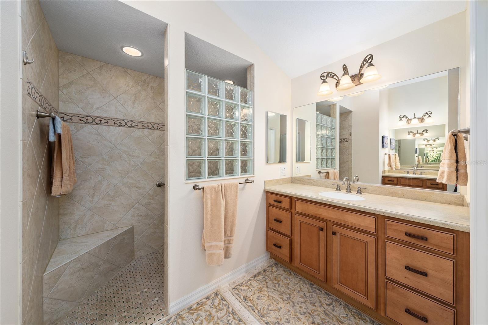 2416 BOILING SPRINGS CT