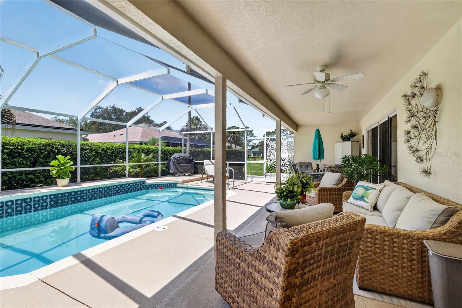 1808 SANTANA WAY
