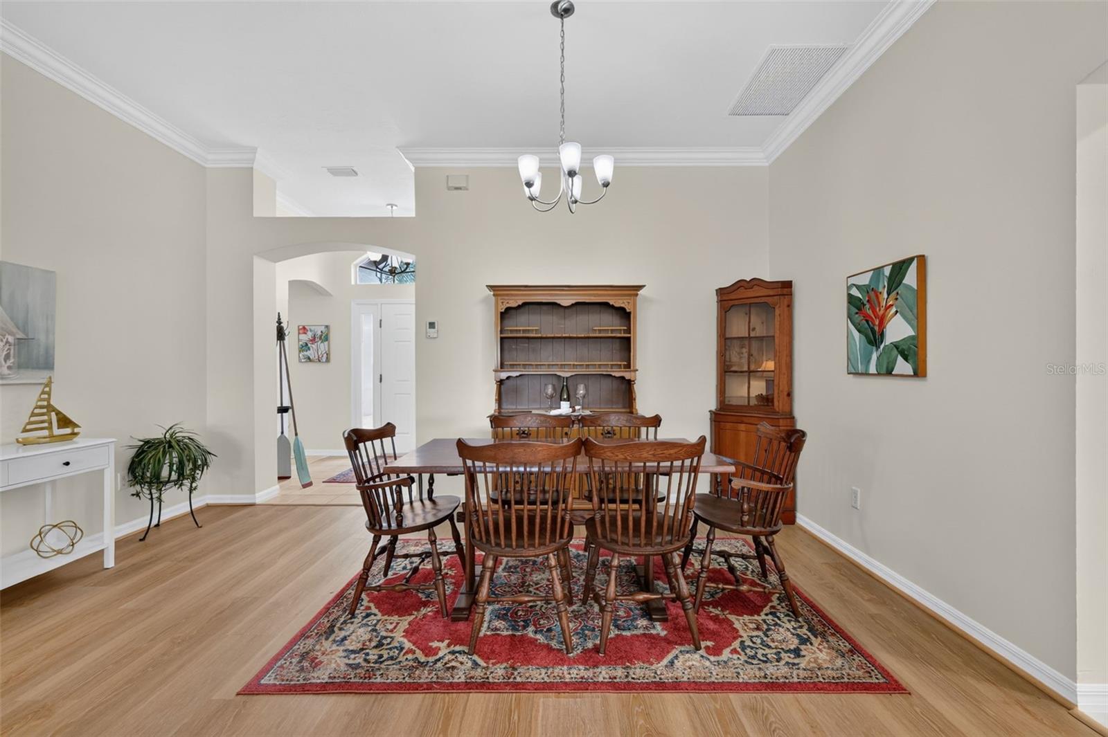 1218 CAMERO DR