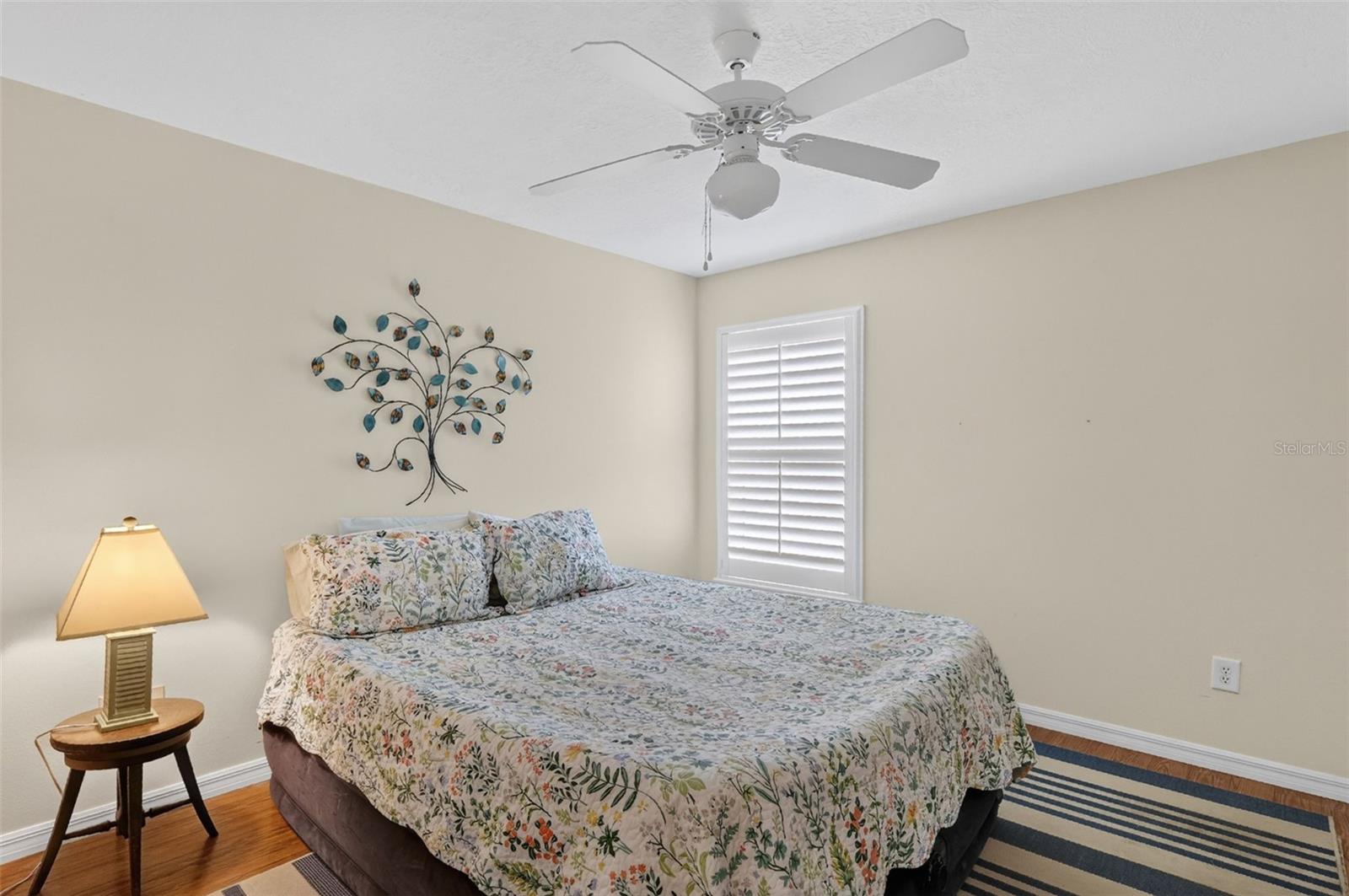 1218 CAMERO DR
