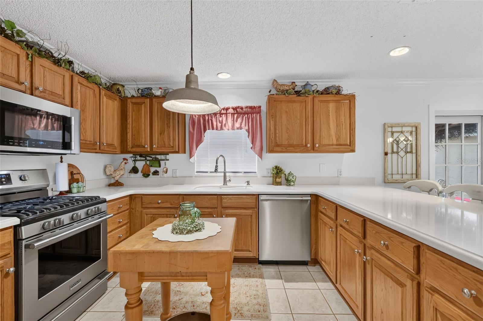 1863 DALTON DR