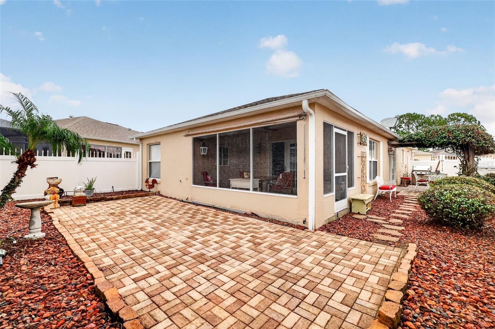 1863 DALTON DR