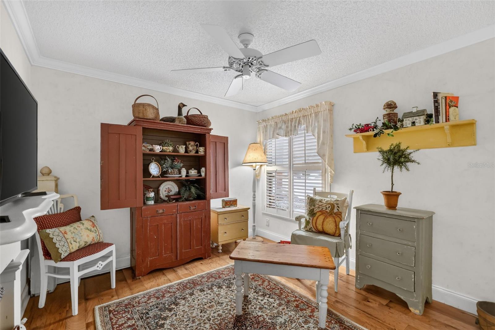 1863 DALTON DR