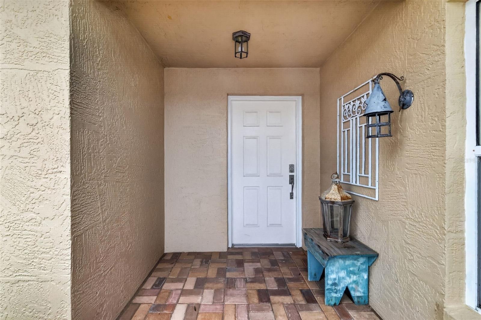 1863 DALTON DR