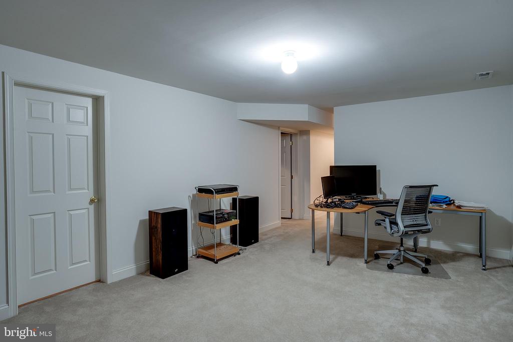 36 GLACIER DRIVE