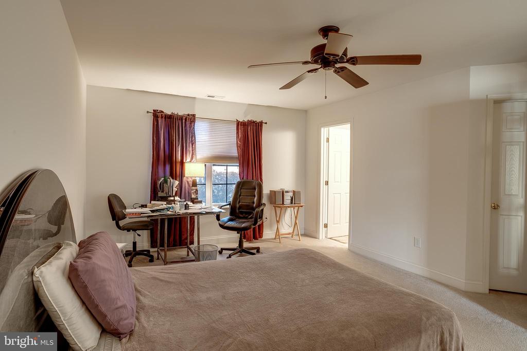 36 GLACIER DRIVE