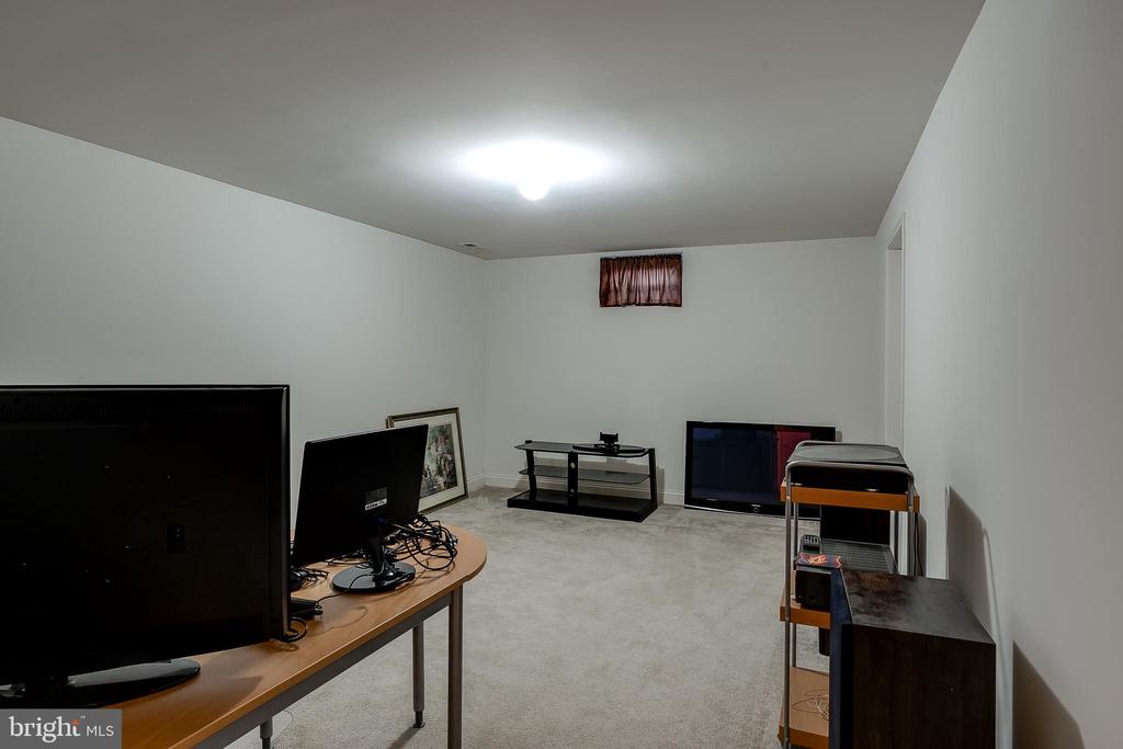 36 GLACIER DRIVE