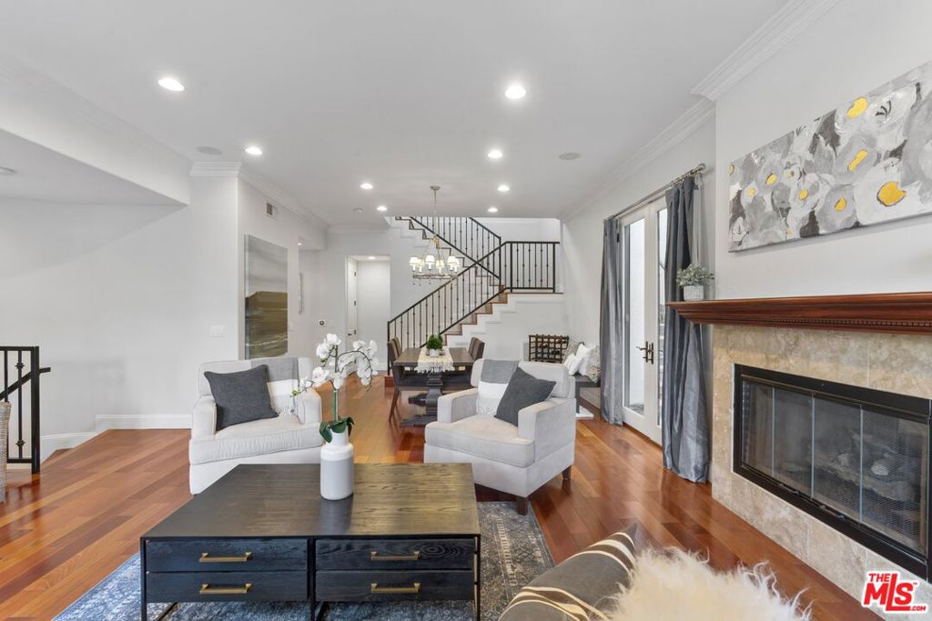 6944 Woodrow Wilson Drive