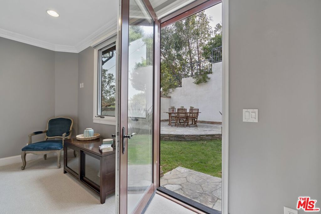 6944 Woodrow Wilson Drive