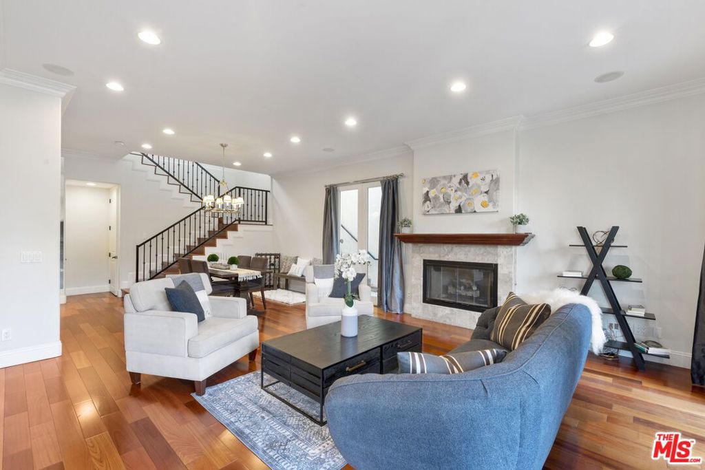 6944 Woodrow Wilson Drive