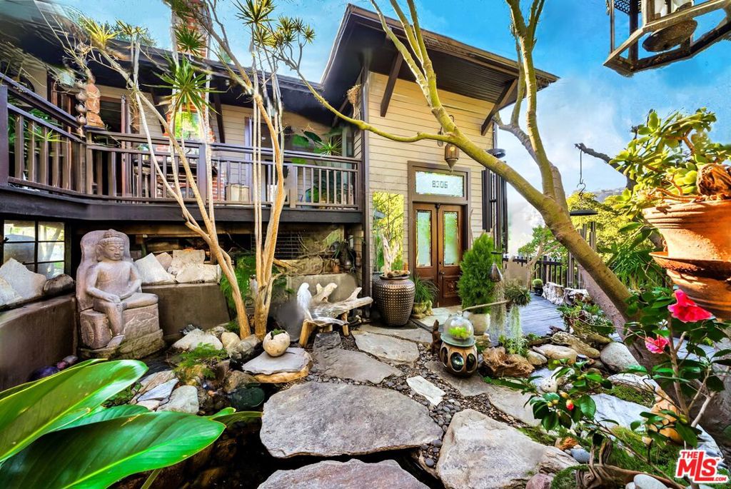 8306 Yucca Trail
