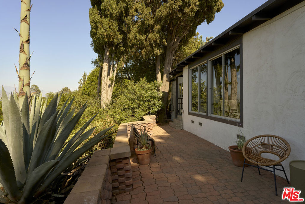 11764 Laurelcrest Drive