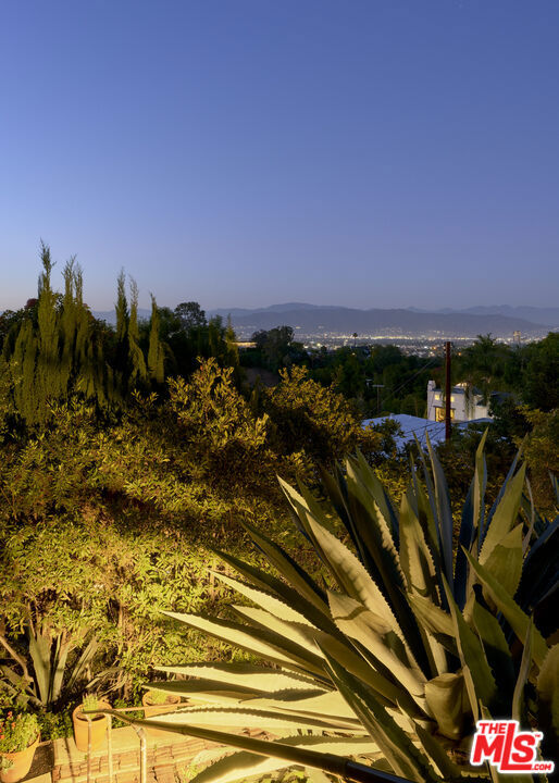 11764 Laurelcrest Drive
