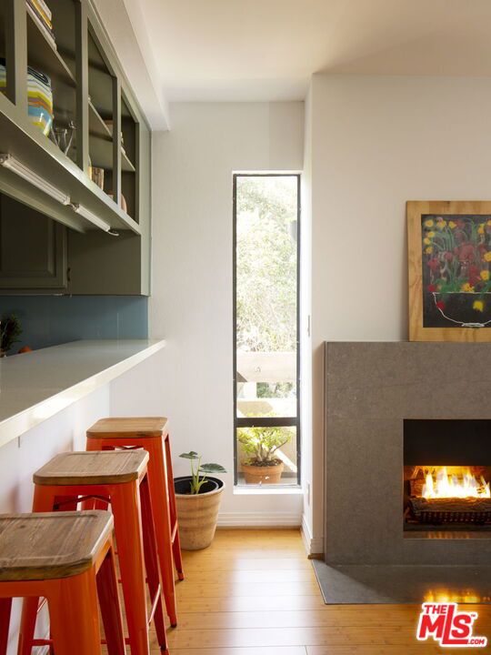 950 N Kings Road 208