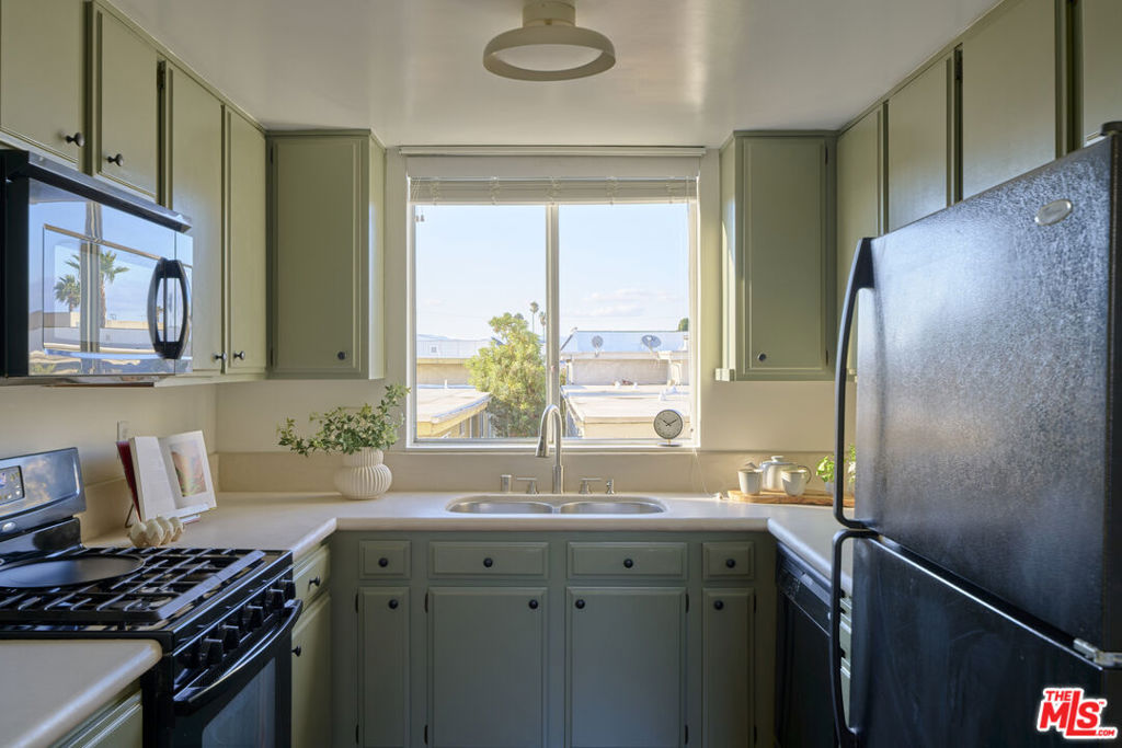 12727 Mitchell Avenue 113