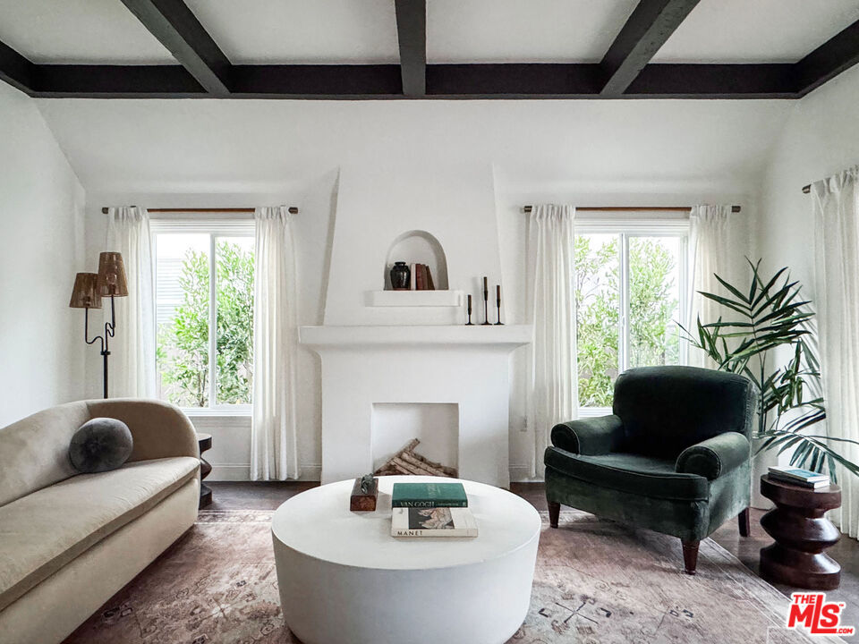 5044 Pickford Street