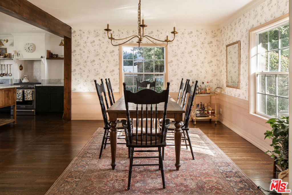 14321 Valerio Street