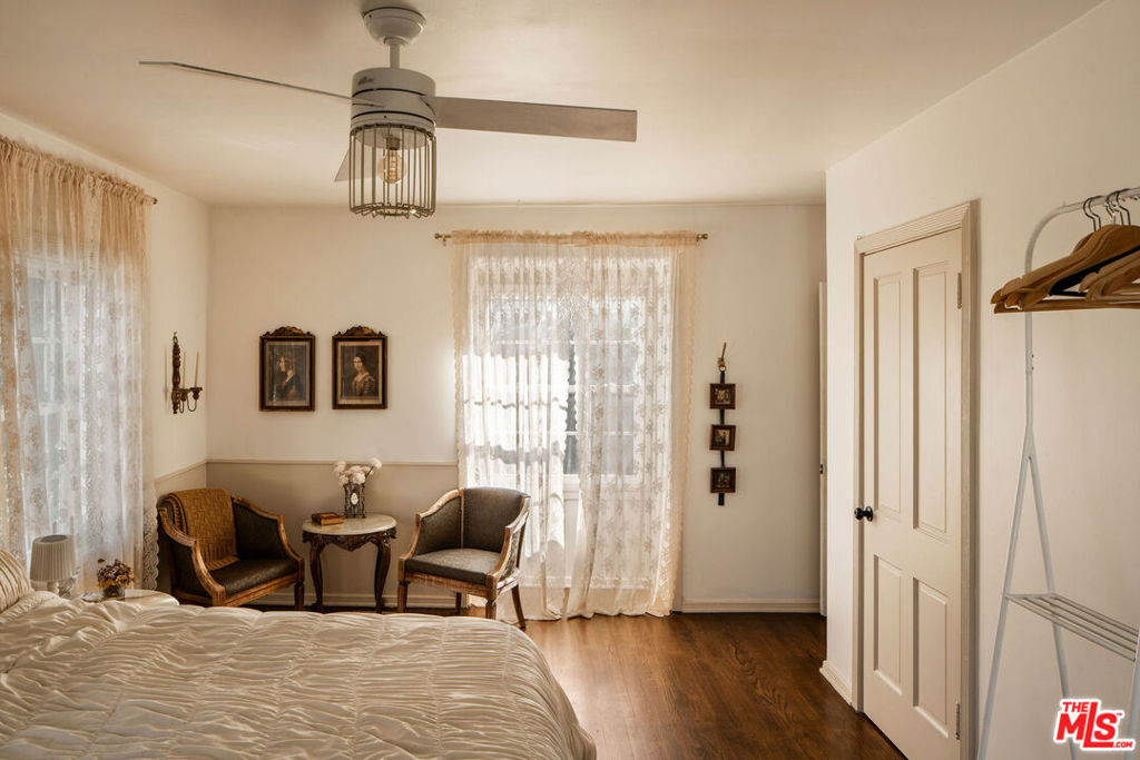 14321 Valerio Street