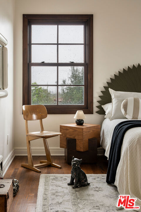 4918 Angeles Vista Boulevard