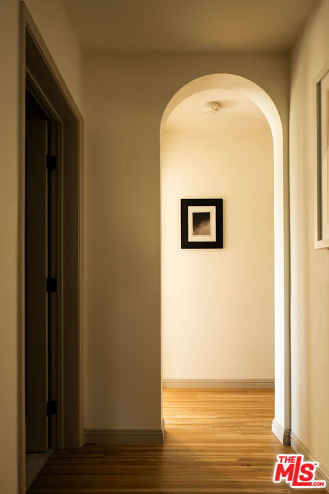 1825 Redesdale Avenue