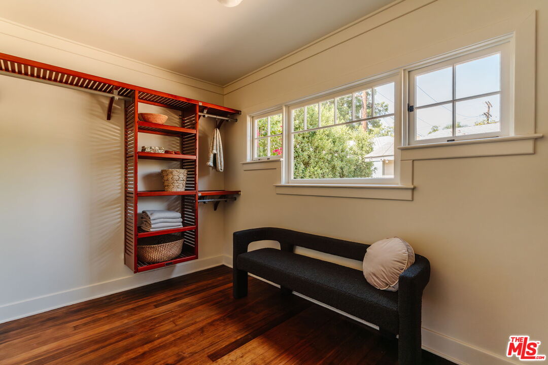 201 N Avenue 52