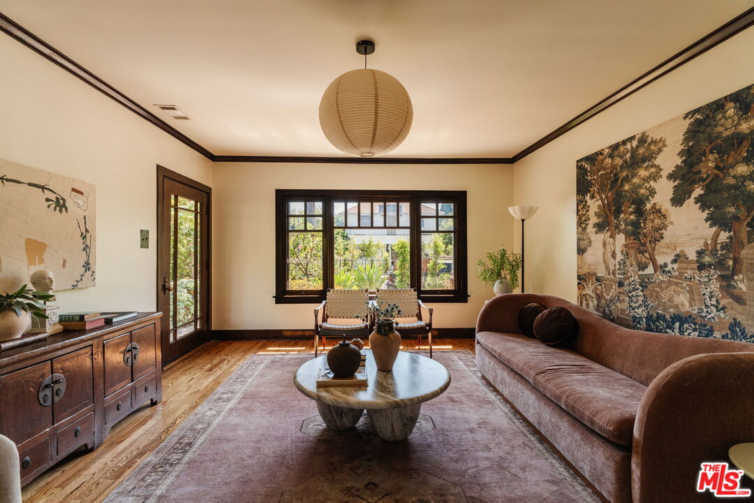 201 N Avenue 52
