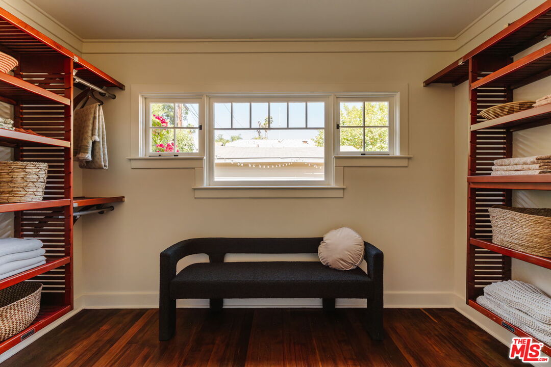201 N Avenue 52
