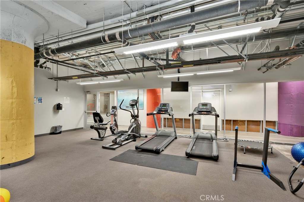 200 N San Fernando 119