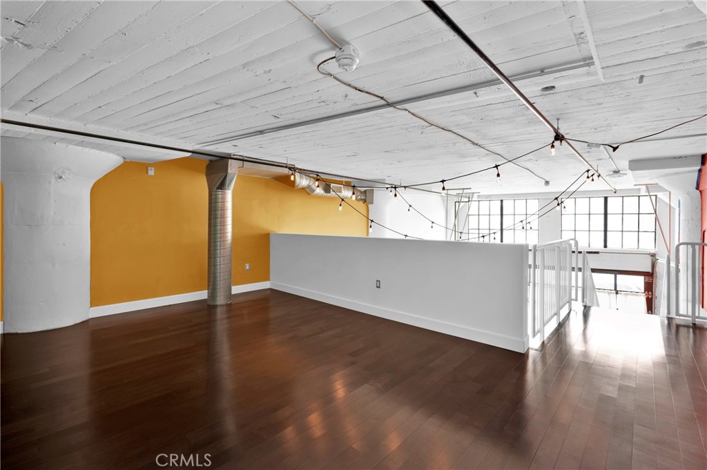 200 N San Fernando 119