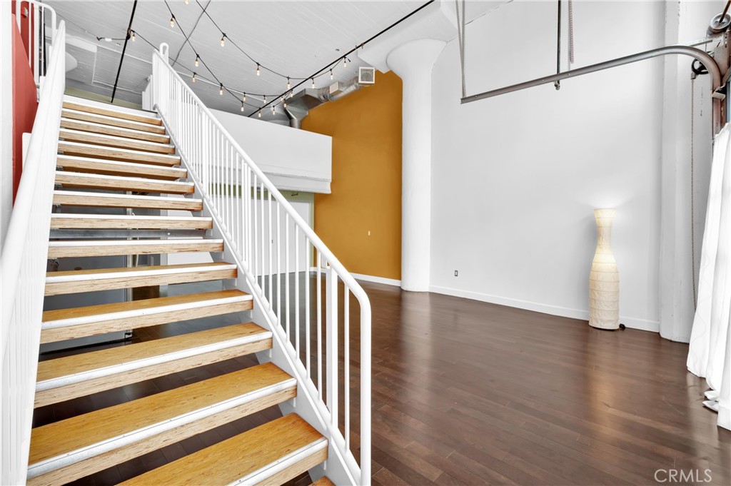 200 N San Fernando 119