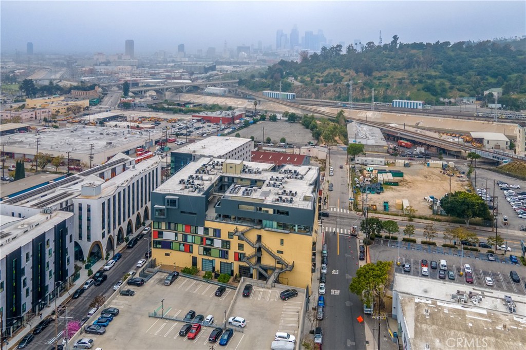 200 N San Fernando 119