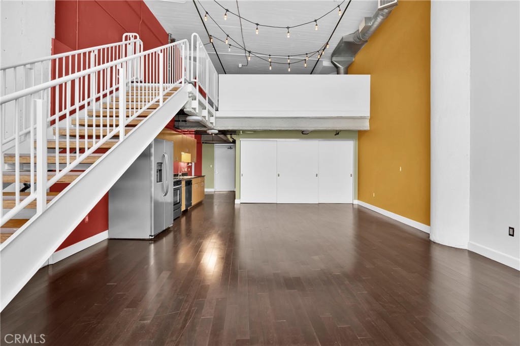 200 N San Fernando 119