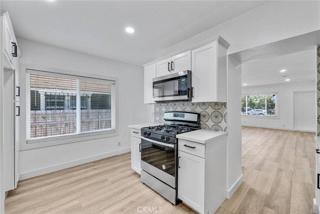 4412 S Gramercy Place