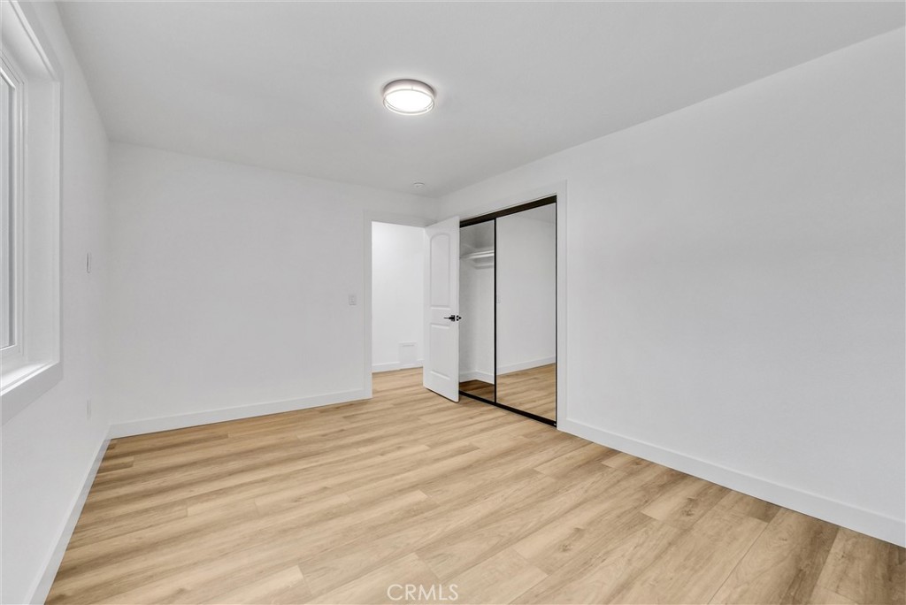 4412 S Gramercy Place