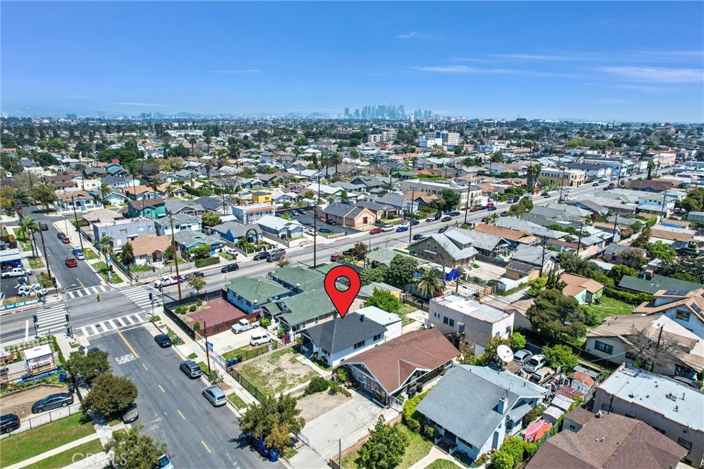 4412 S Gramercy Place