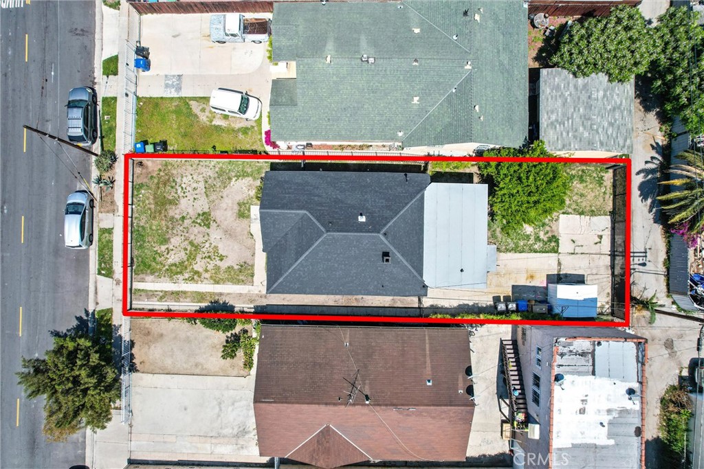 4412 S Gramercy Place