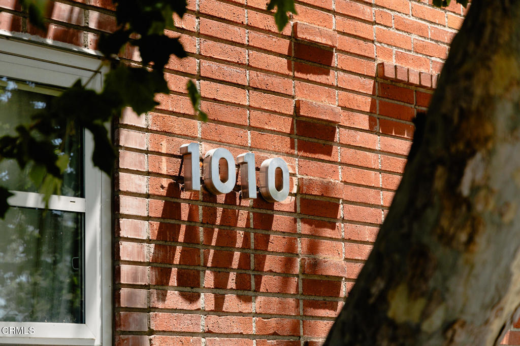 1010 Sycamore Avenue 213