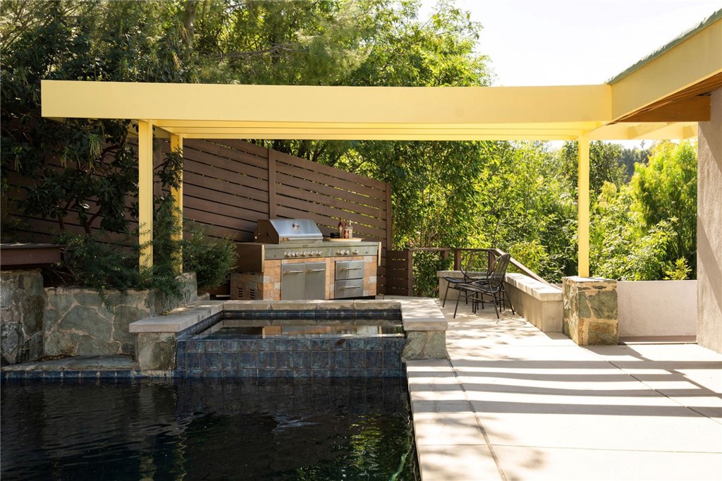 19950 Collier Street