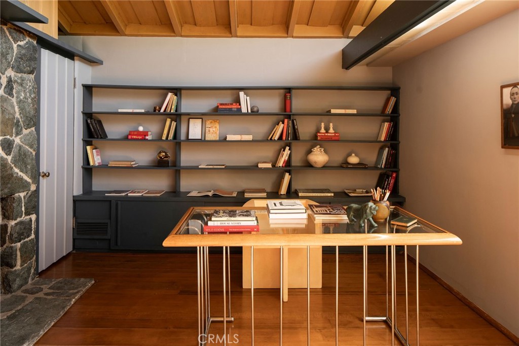 19950 Collier Street