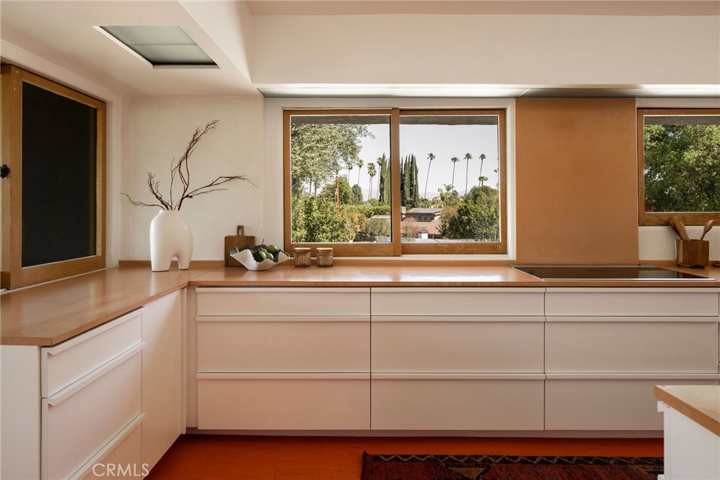 19950 Collier Street