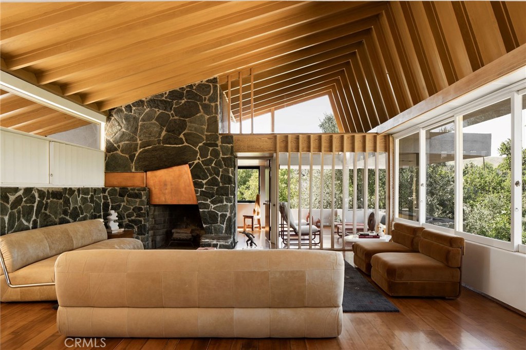 19950 Collier Street