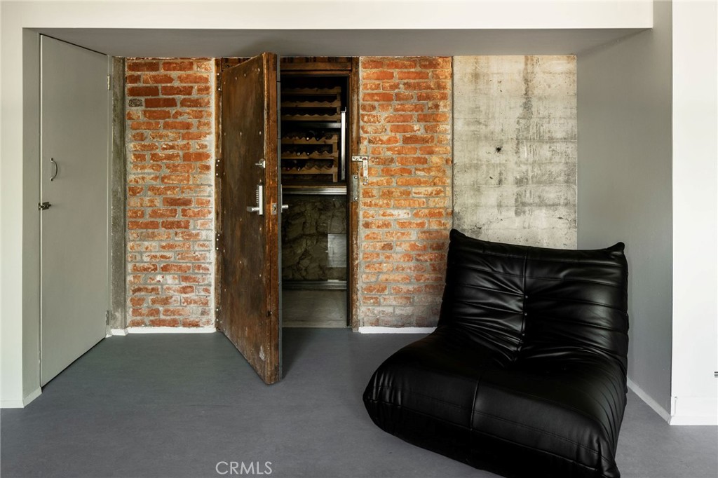 19950 Collier Street