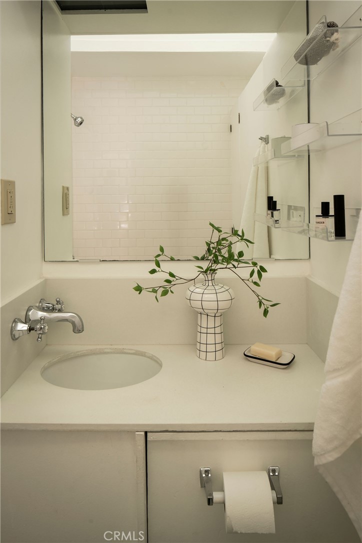 19950 Collier Street