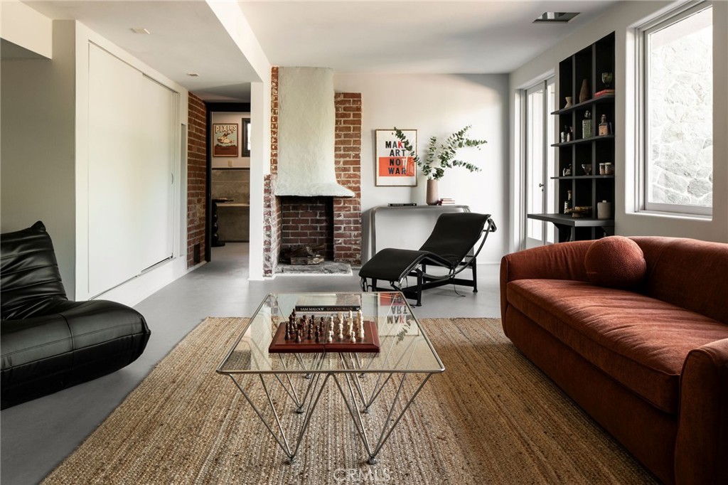 19950 Collier Street