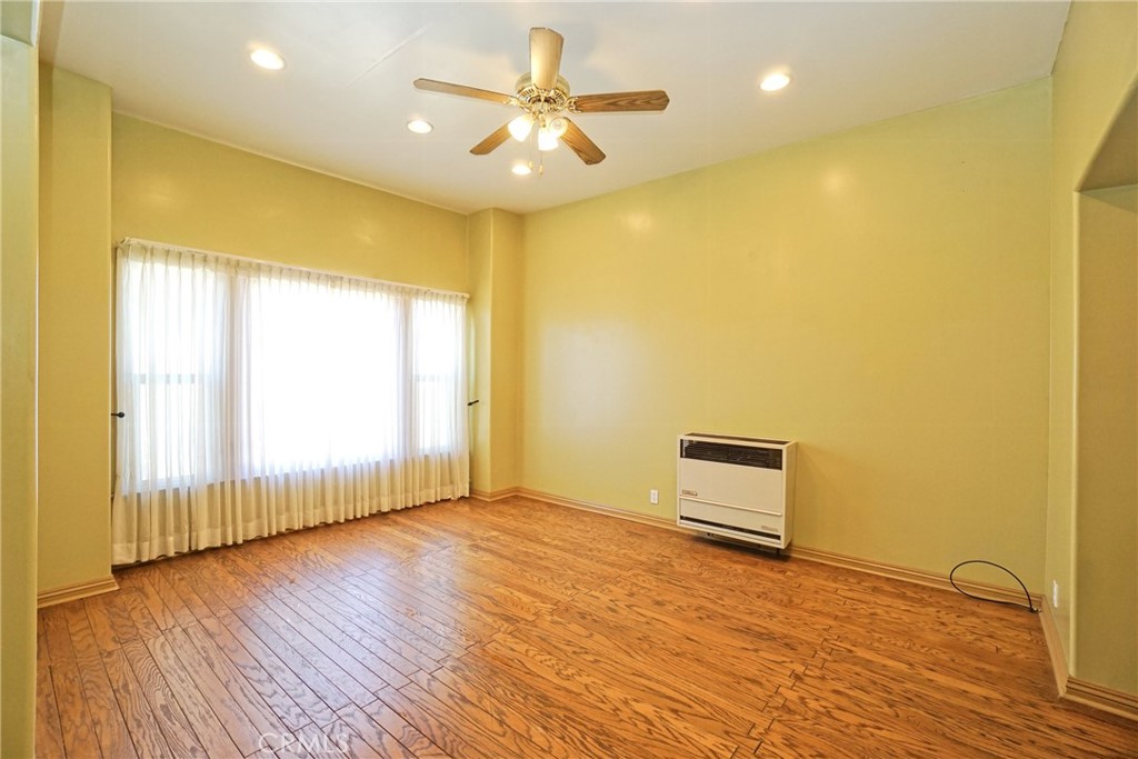 2114 San Clemente Avenue