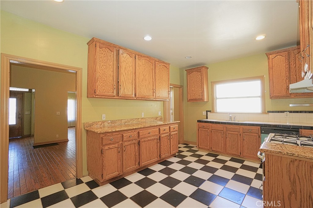 2114 San Clemente Avenue