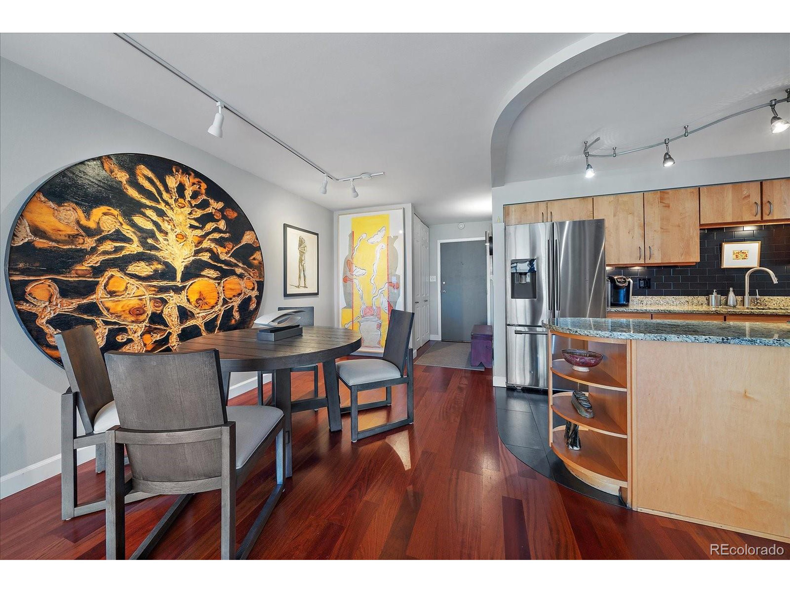 1313 N Williams St 1405