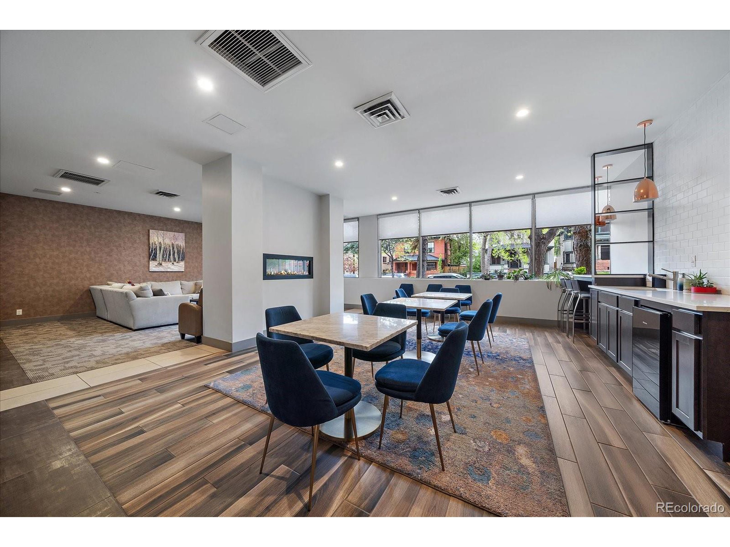 1313 N Williams St 1405