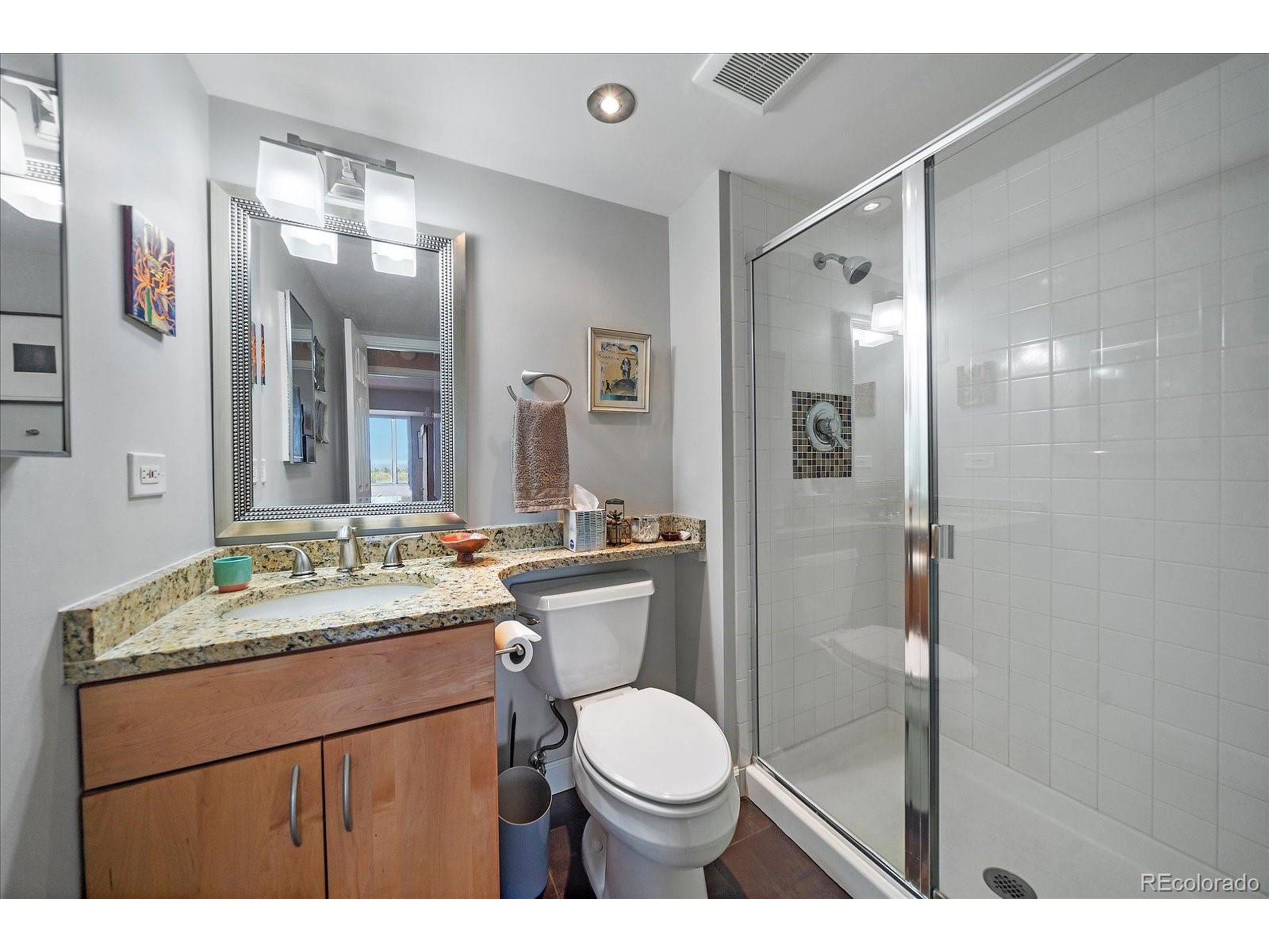 1313 N Williams St 1405